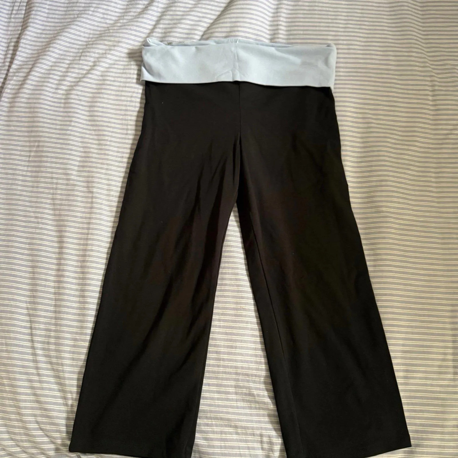 Y2K PINK Victorias Secret Foldover Capri Pants - Image 2