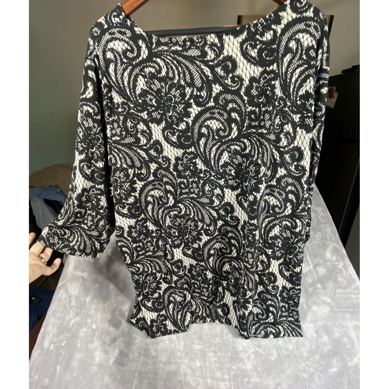 Bob Mackie 3X Women Lace Print Pullover Top 3/4 Slv Wearable Art Stretch Career - Image 4