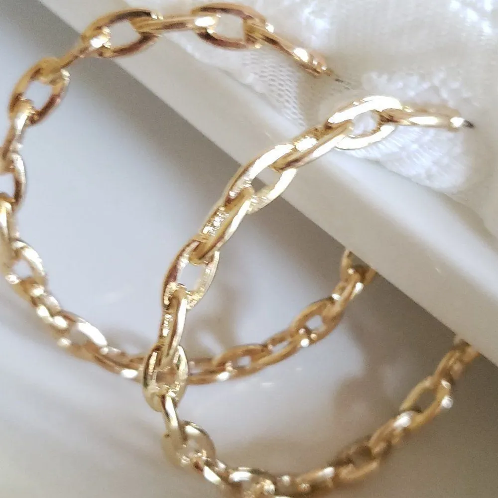New! Delettas Golden Hoop Earrings - Image 6