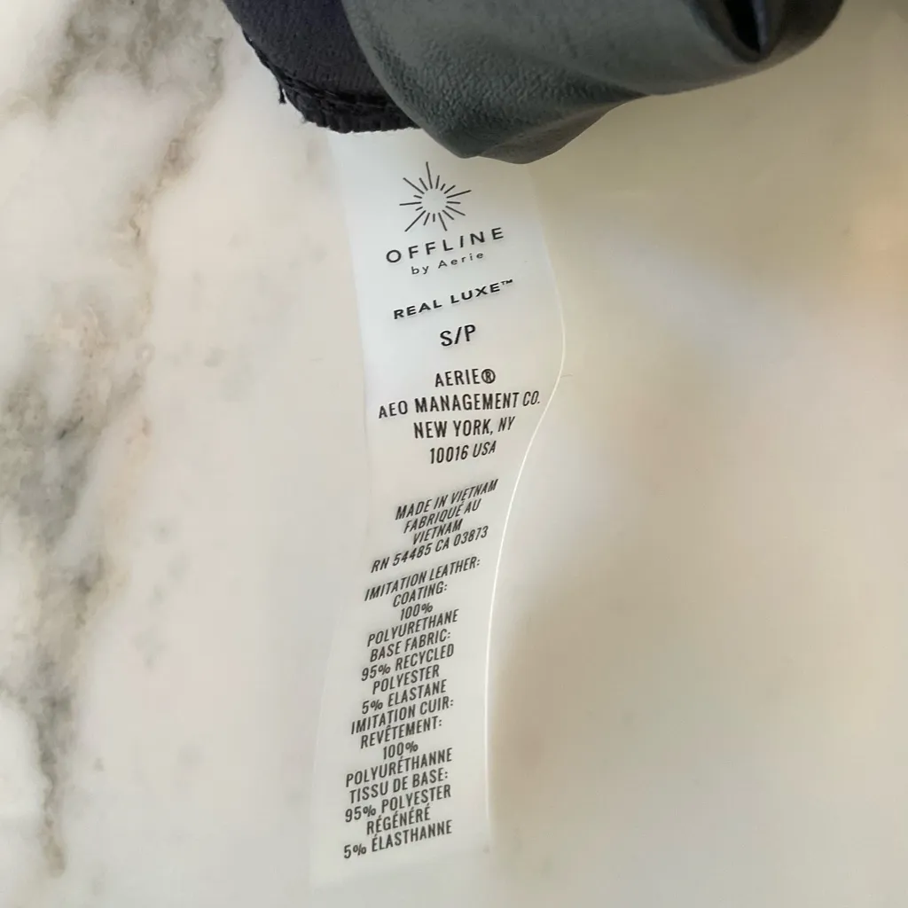 NWOT Aerie Offline Real Luxe Black Faux Leather Legging Sz Small - Image 9