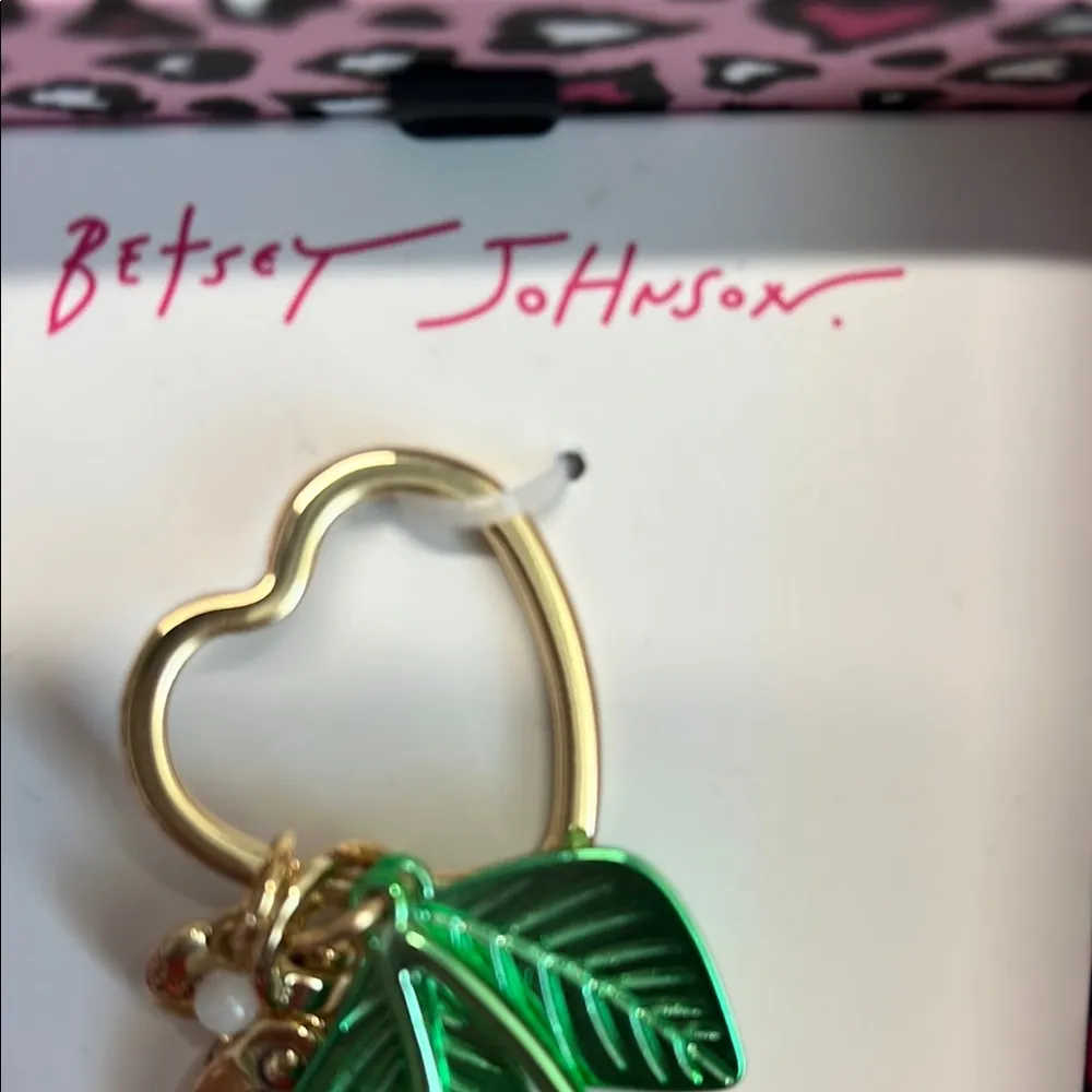 Betsey Johnson 🍒🌸 Cherry Bag Charm Green Leaves 🍃 - Image 2