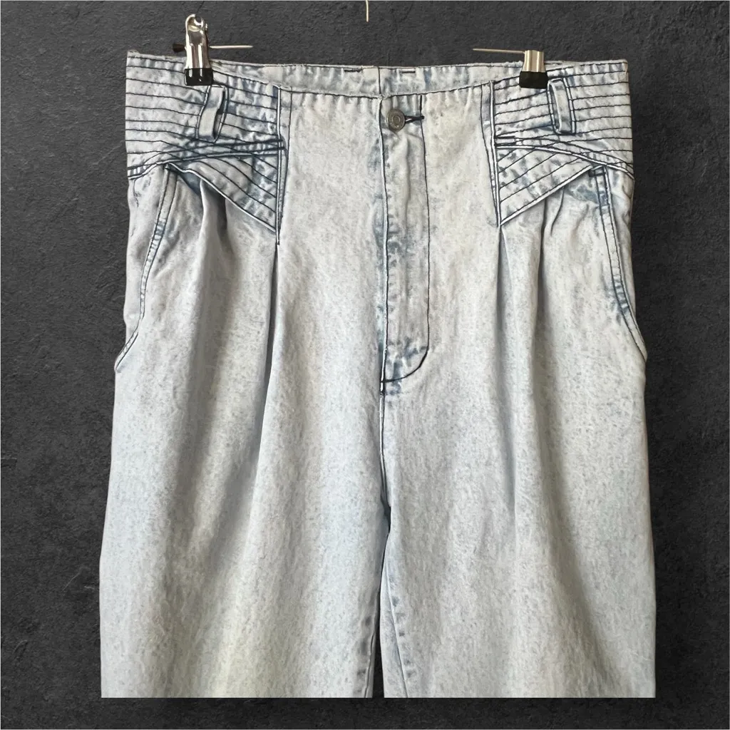 Vintage 80’s Jordache acid wash pleated high waisted denim jeans. SZ.14 - Image 3