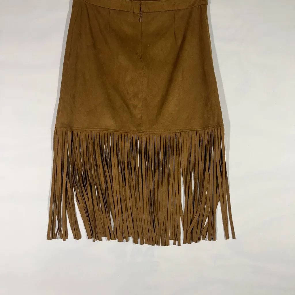 Forever 21 Suede Skirt W/Fringe Zip Back Closure Womens M Brown PREOWNED - Image 2