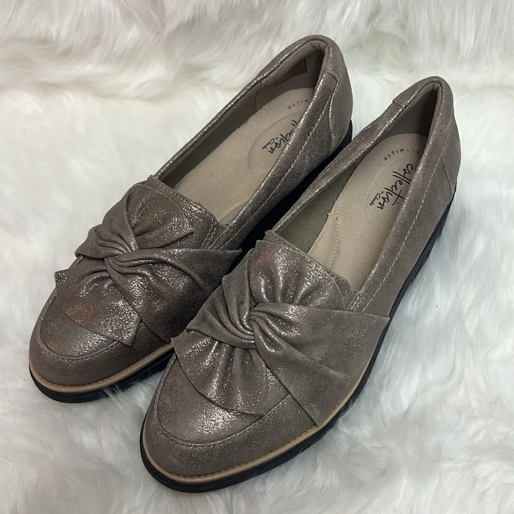 Clarks Sharon Dasher Pewter Suede Loafers Knotted Size 10 Bin15 - Image 2