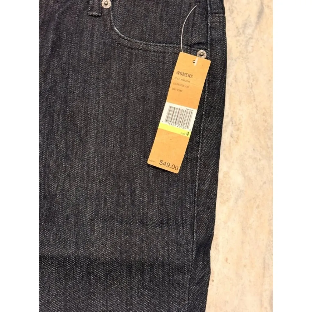 NEW DKNY Jeans women's size 4 dark blue 5-pocket jean mid-rise shorts MSRP $49. - Image 3