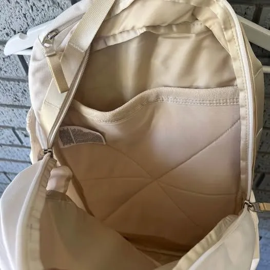 NWT North Face Isabella 3.0 Backpack - Image 9