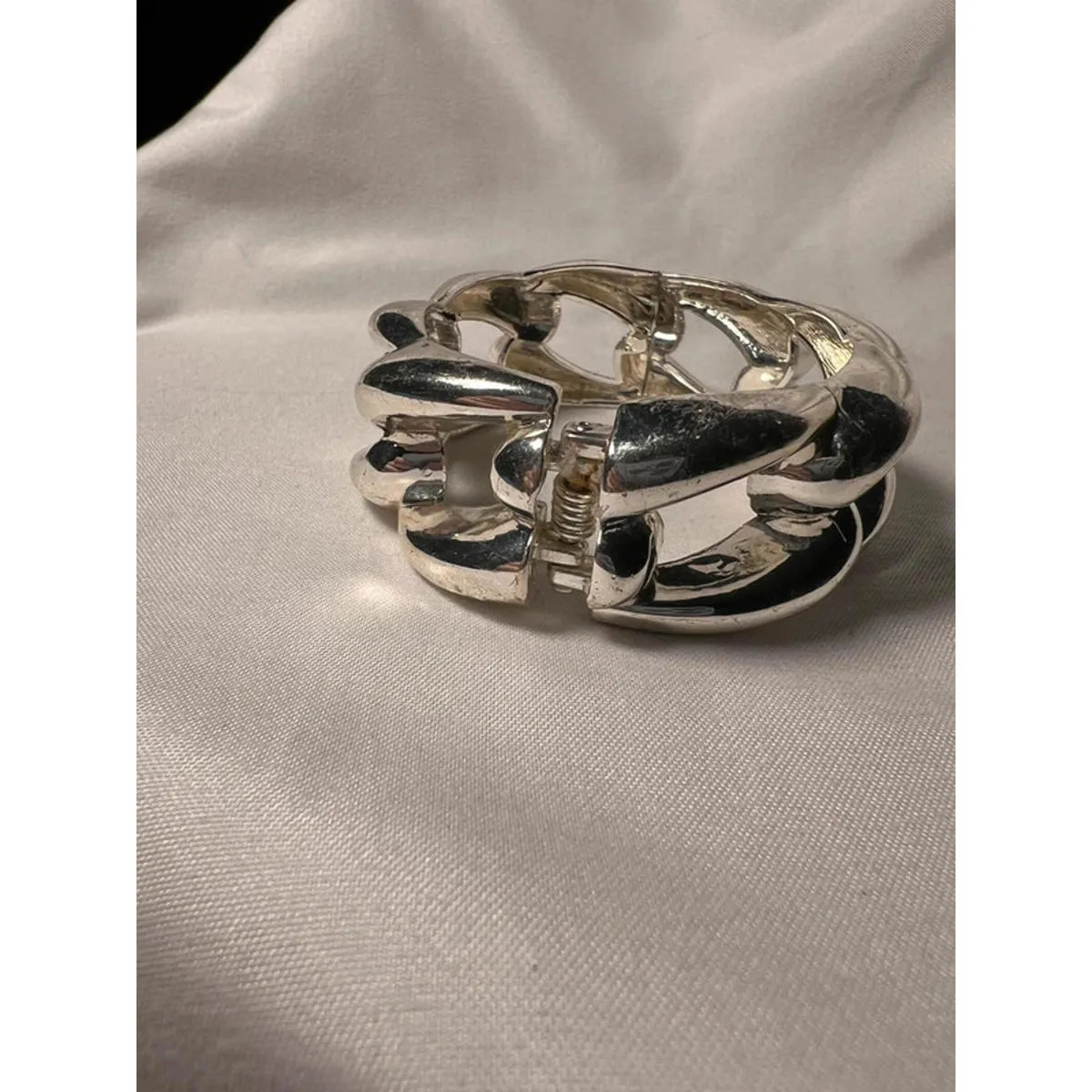 Vintage Chunky Chain Link Hinged Bangle Cuff Silver Tone Heavy Bangle Bracelet - Image 2