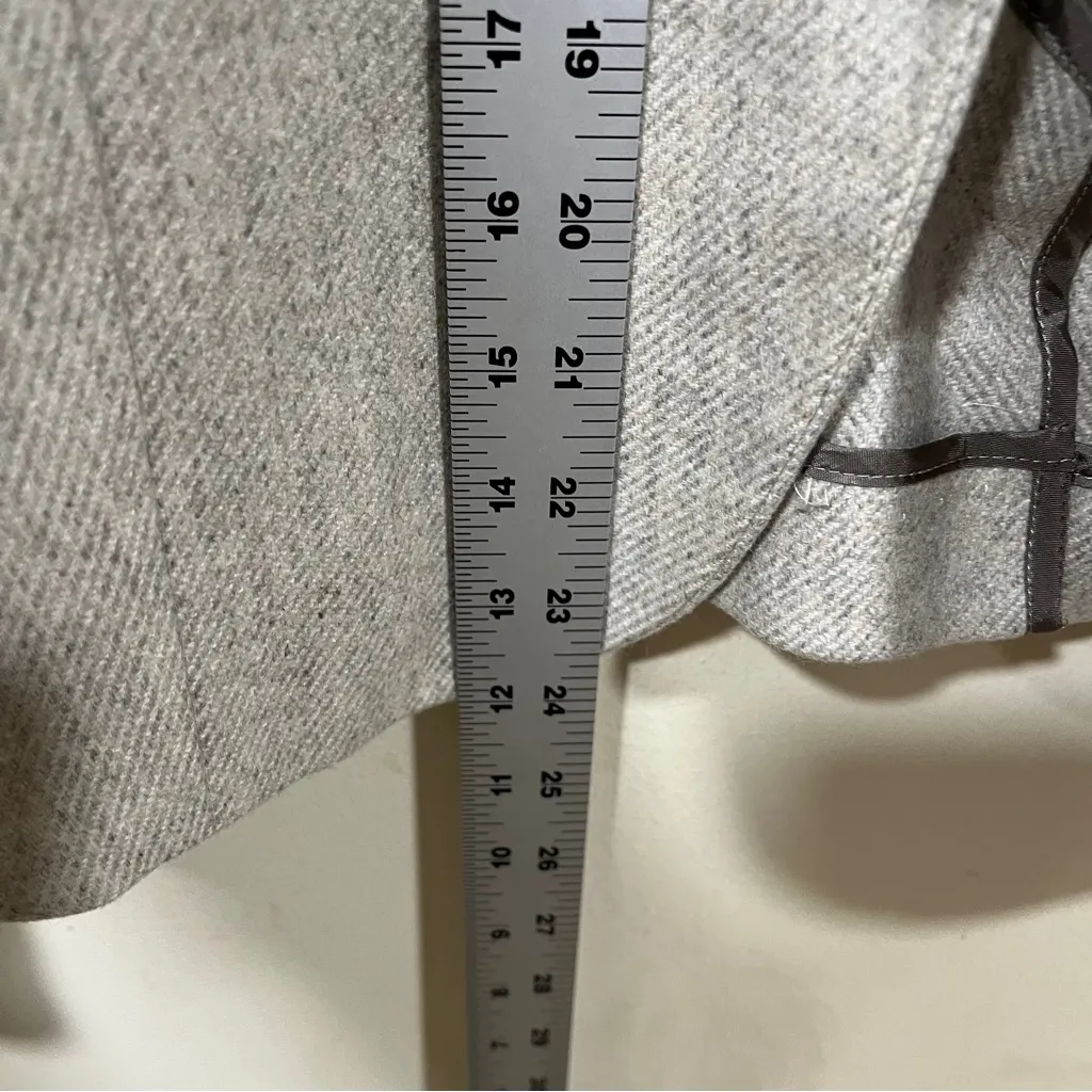 AKRIS Bergdorf Goodman blazer 100% cashmere size US 8 women’s EUC - Image 4