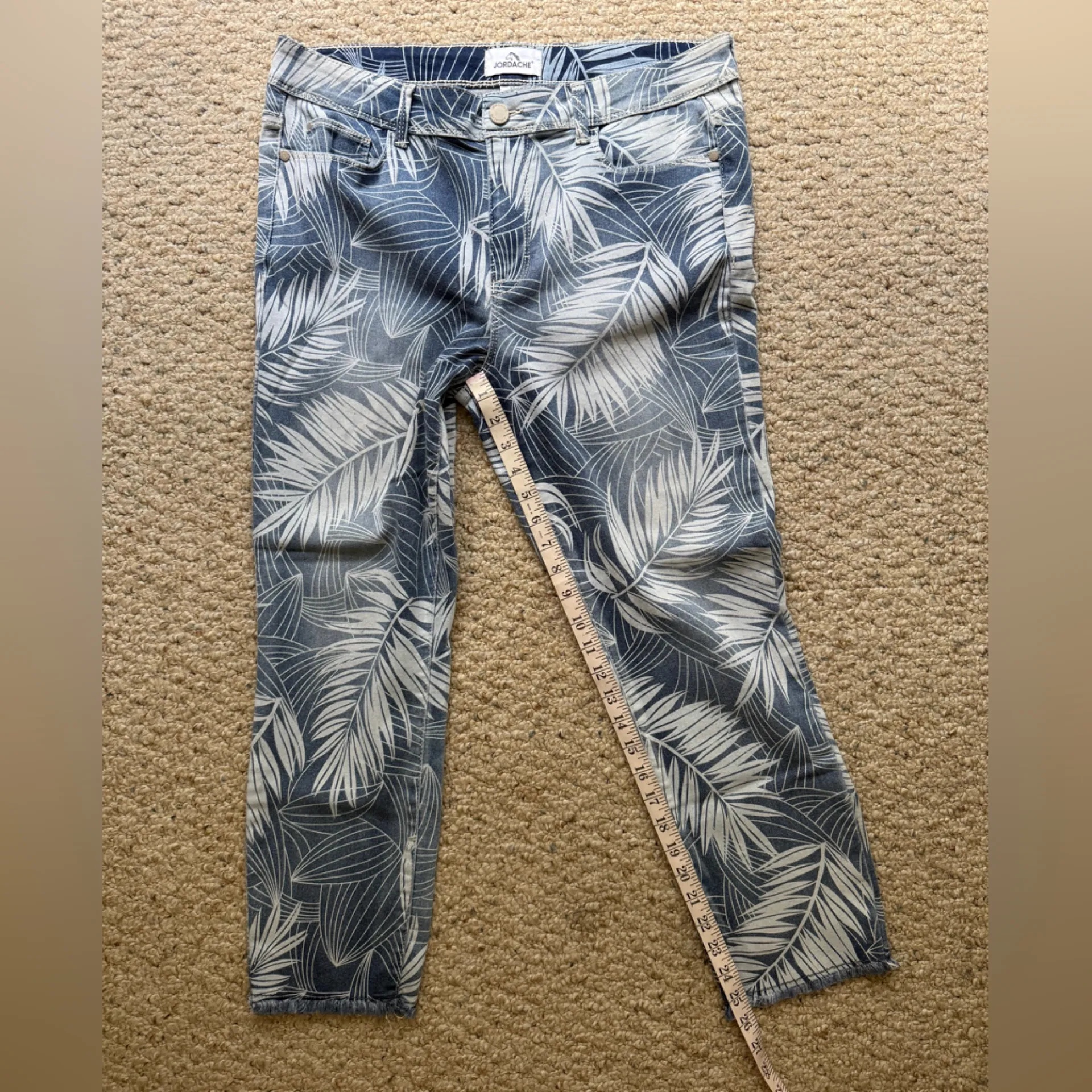JORDACHE Blue Leaf Print Jeans Size 12 - Image 5