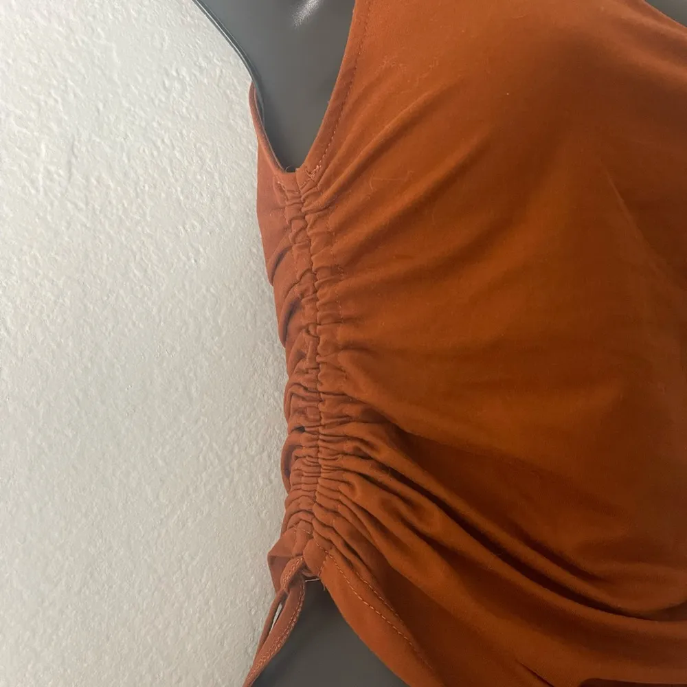 Forever 21 F21 Cropped One-Shoulder Blouse - Image 3