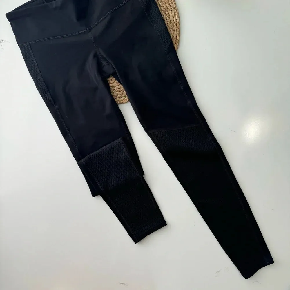 GapFit gFast Textured‎ Mesh-Panel Leggings Size Small - Image 5