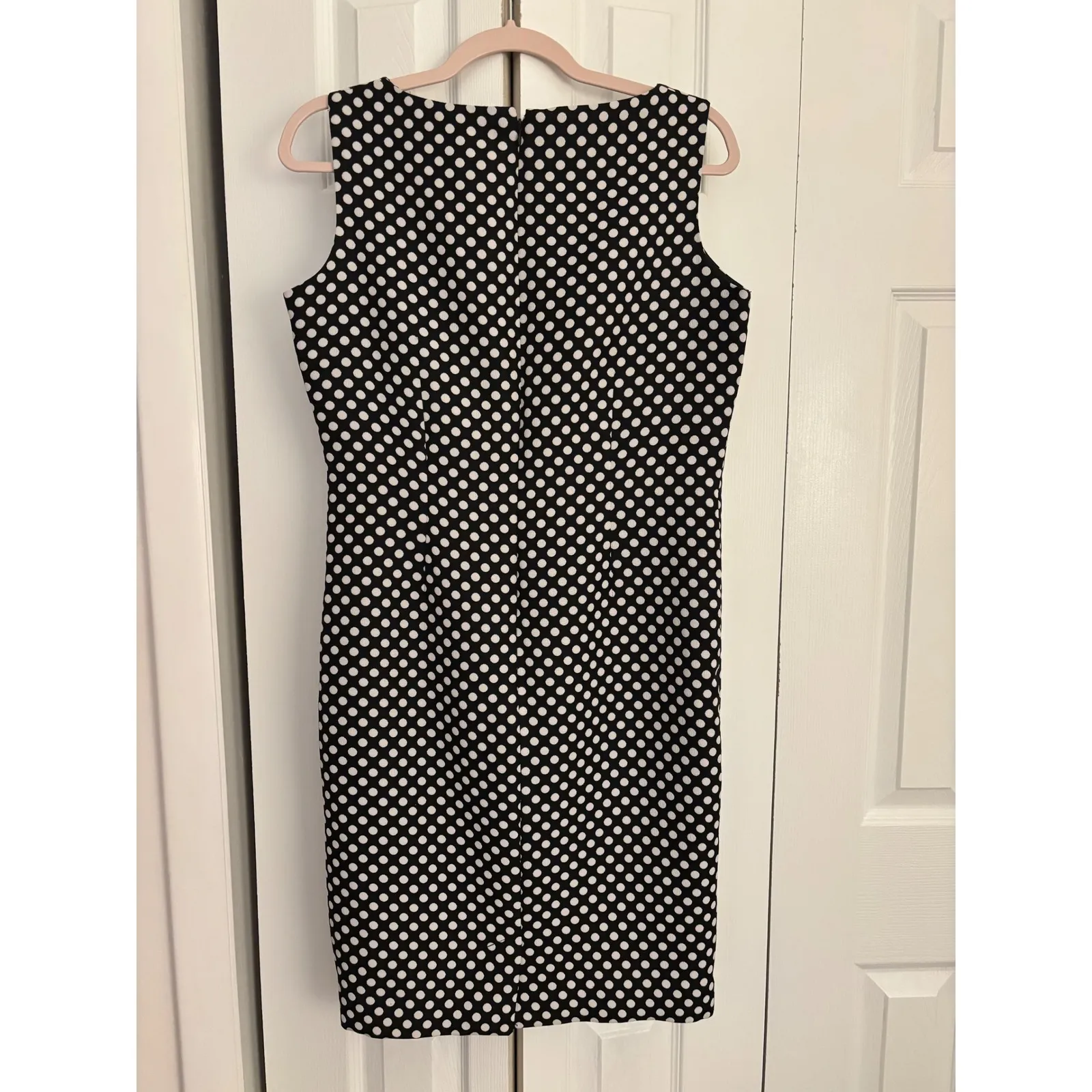 Jones New York Studio Polka Dot Sheath Dress Size 8 Black & White classic - Image 3
