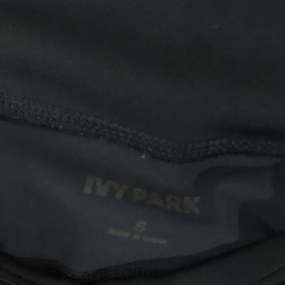 Ivy Park black capri activewear exercise leggings - Image 6