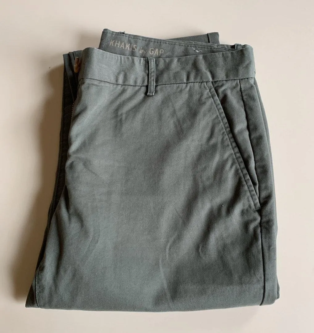 Gap khaki forrest green pants  - Image 2
