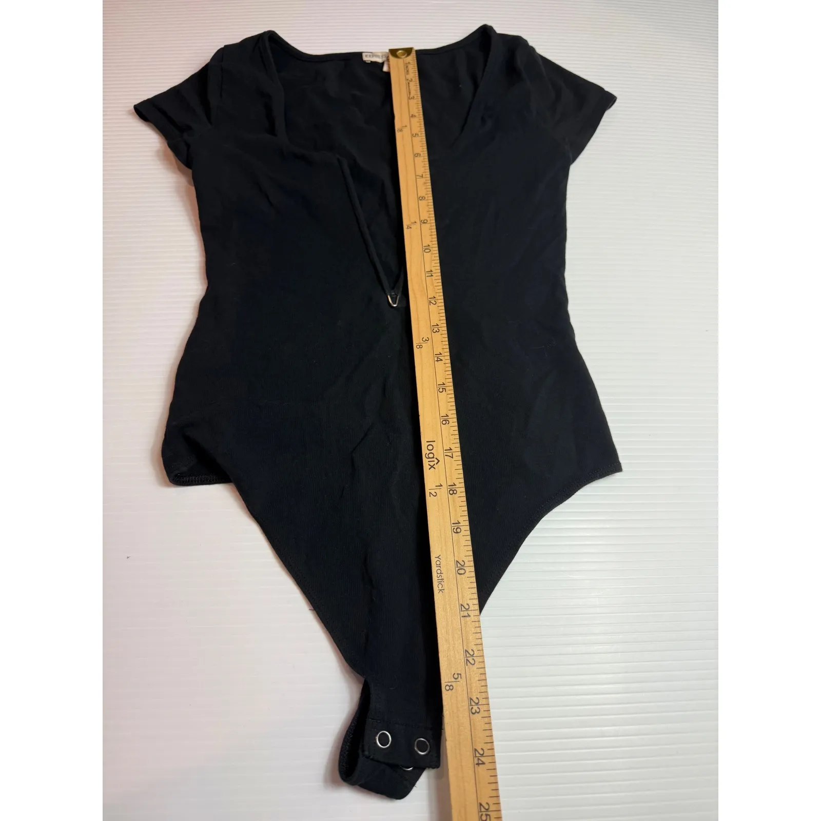 Express One Eleven Bodysuit Top Women's‎ Small Black Ribbed V - Image 2