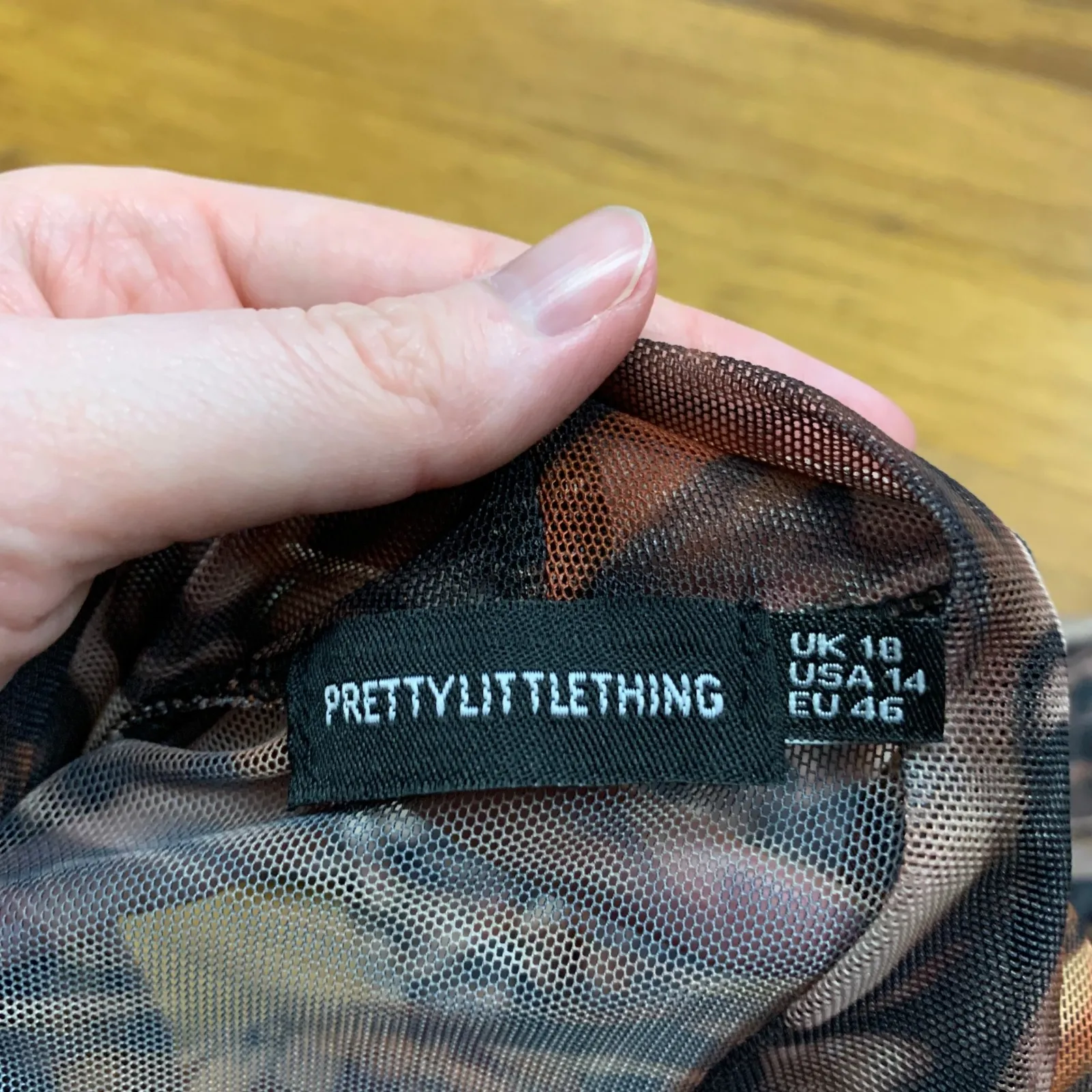 PrettyLittleThing Bodycon Dress Marble Print Sleeveless Mock Neck Sheer Size 14‎ - Image 5