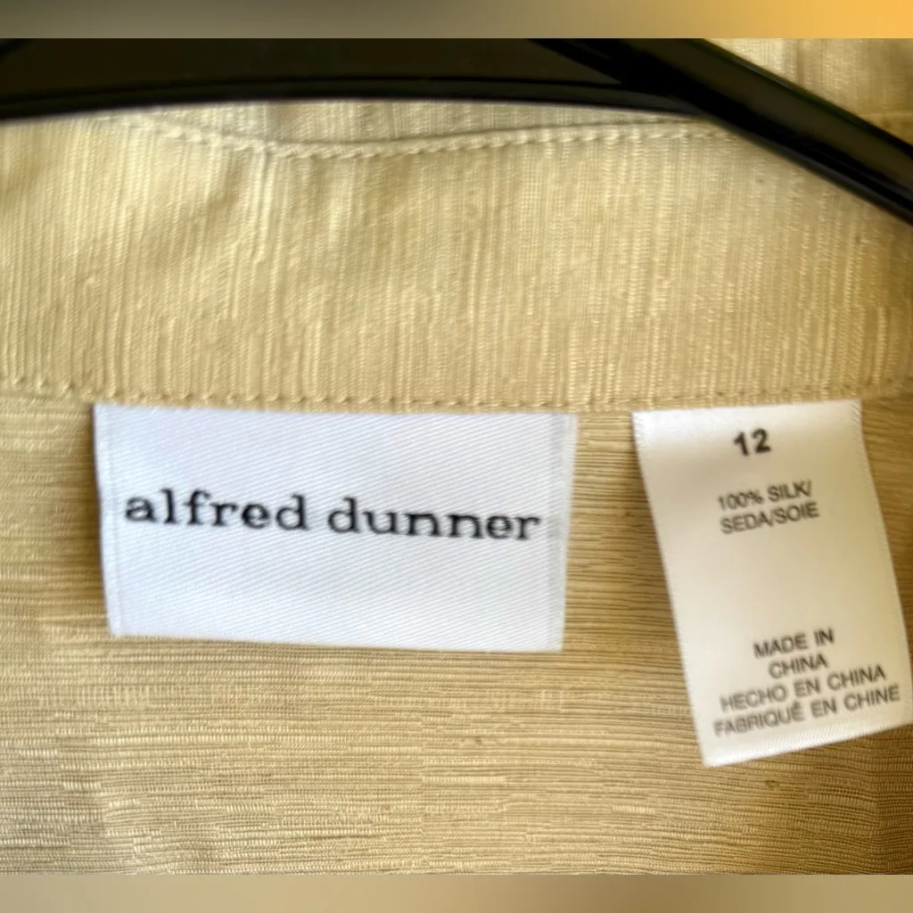 Alfred Dunner Women Blouse 3/4 Sleeve Button Down Shirt 100% Silk padded VTG - Image 5