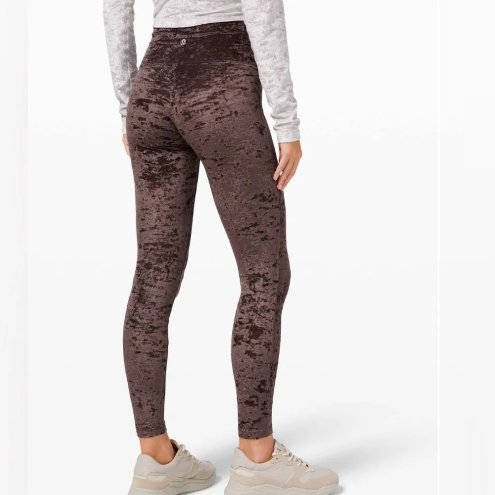 Wunder Lounge HR Legging 28” Color: French Press Size 6 EUC - Like New - Image 2