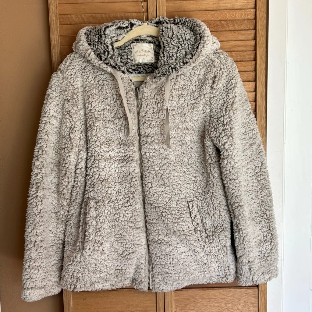 Altard State Size Small full zip hooded Sherpa jacket fall winter roomy soft - Image 4