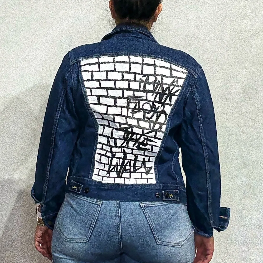 Lee Custom Pink Floyd Jean Jacket Sz S - Image 2
