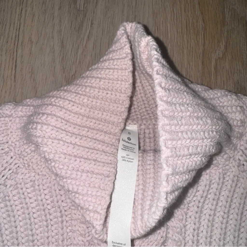 Lululemon Bring The Cozy Turtleneck Misty Pink - Size 8 - Image 4