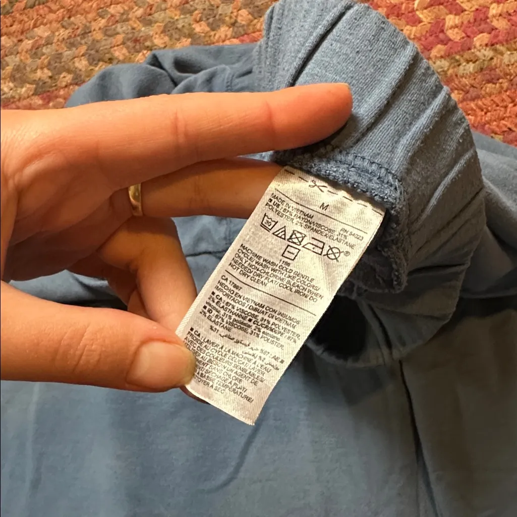 OLD NAVY BLUE WIDE LEG SWEATPANTS - Image 4