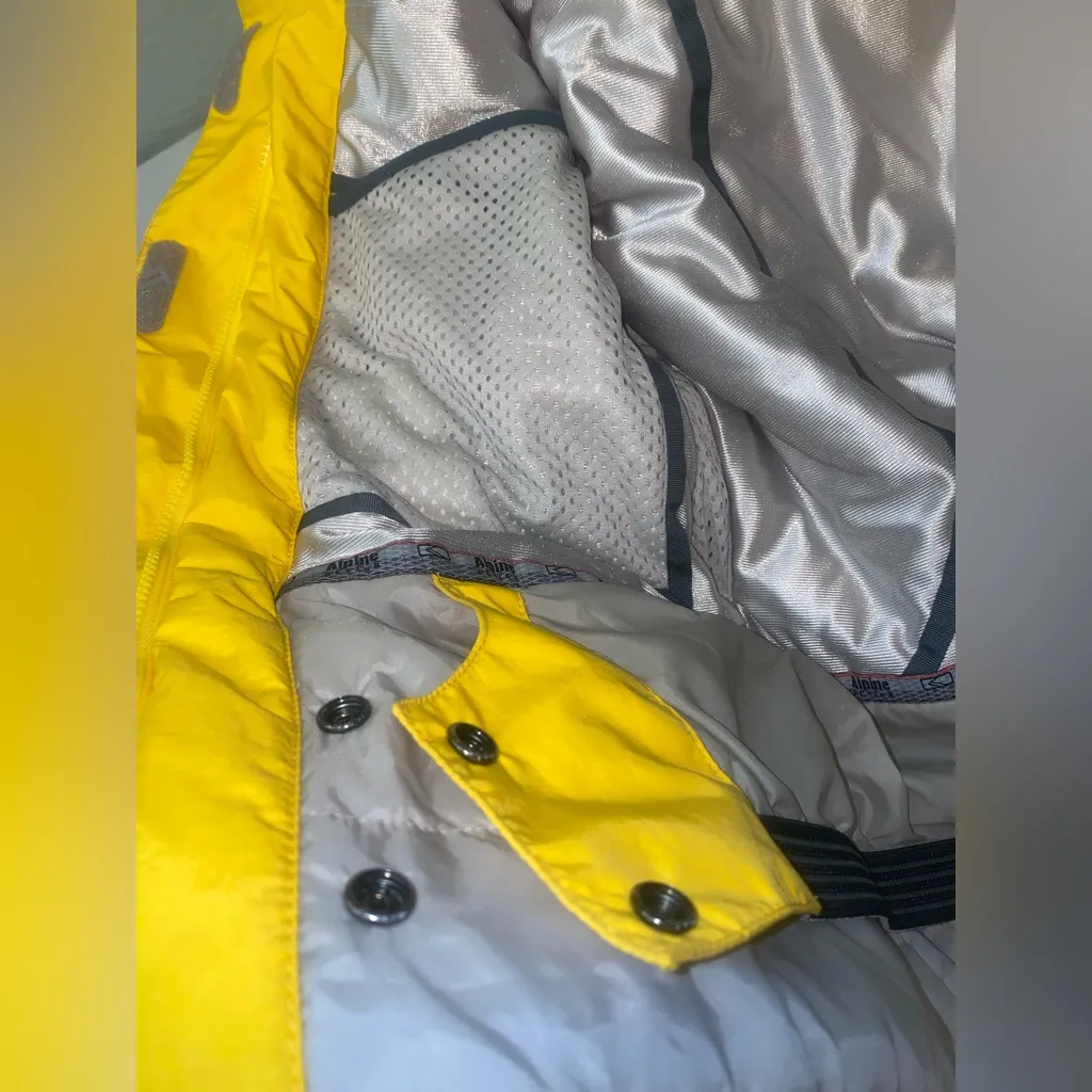 Alpine Design Yellow and Gray Ski Jacket Waterproof and Sporty Size Medium - Image 8