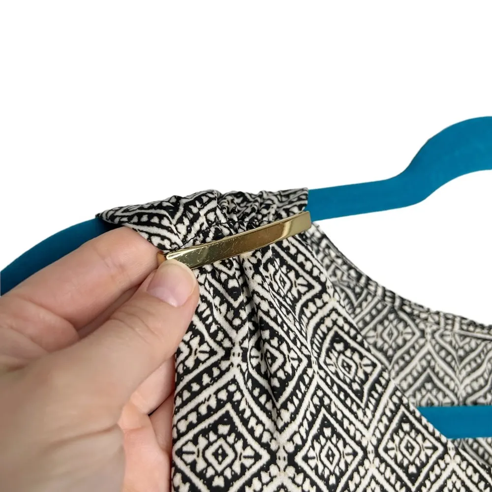 Rafaella Geometric Print Asymmetrical High Low Sleeveless Blouse - Image 2