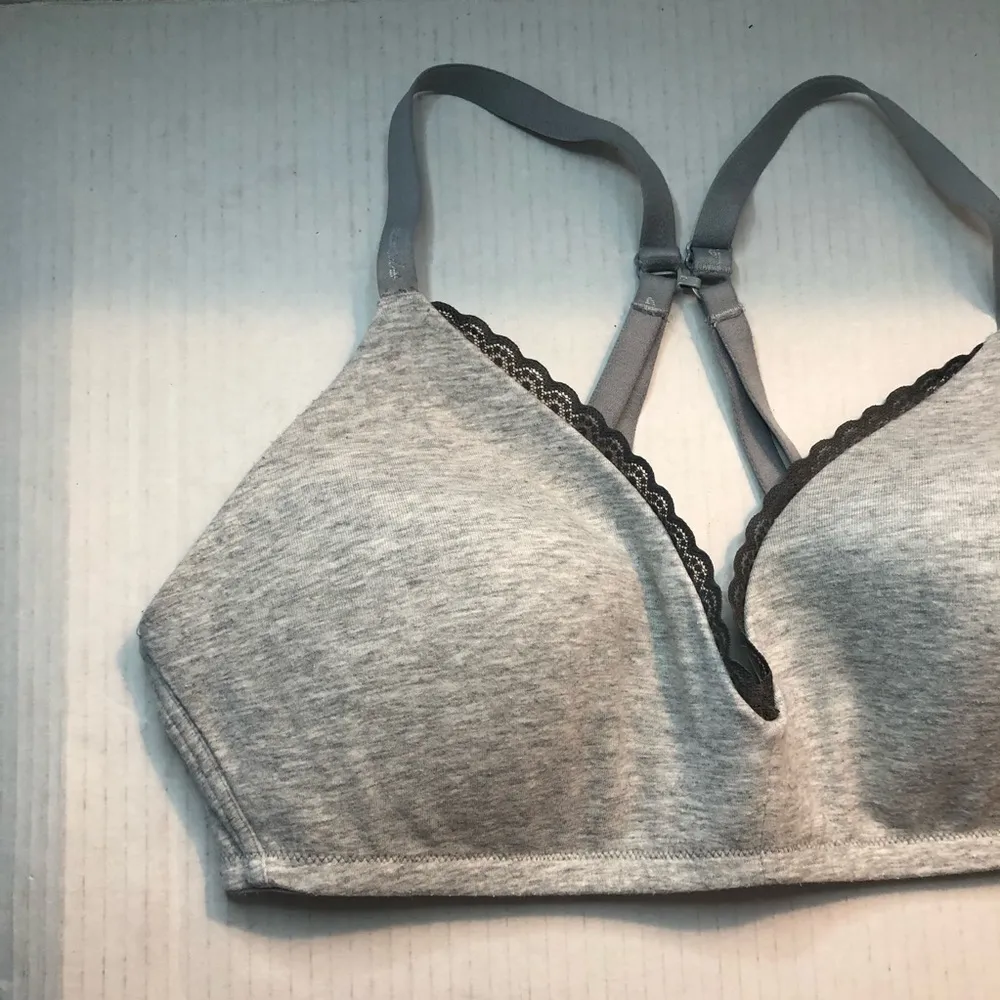 Aerie Bra Real Happy Wireless Lightly Lined Bra in Grey Sz 38C EUC w/ Lace Trim - Image 4
