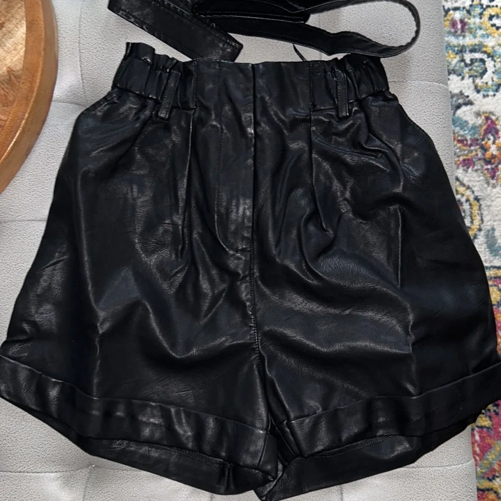 NWT Faux Leather Belted Shorts - Image 3