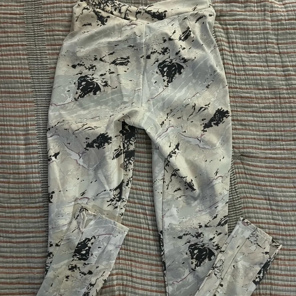 Gymshark Marble Leggings - Image 5