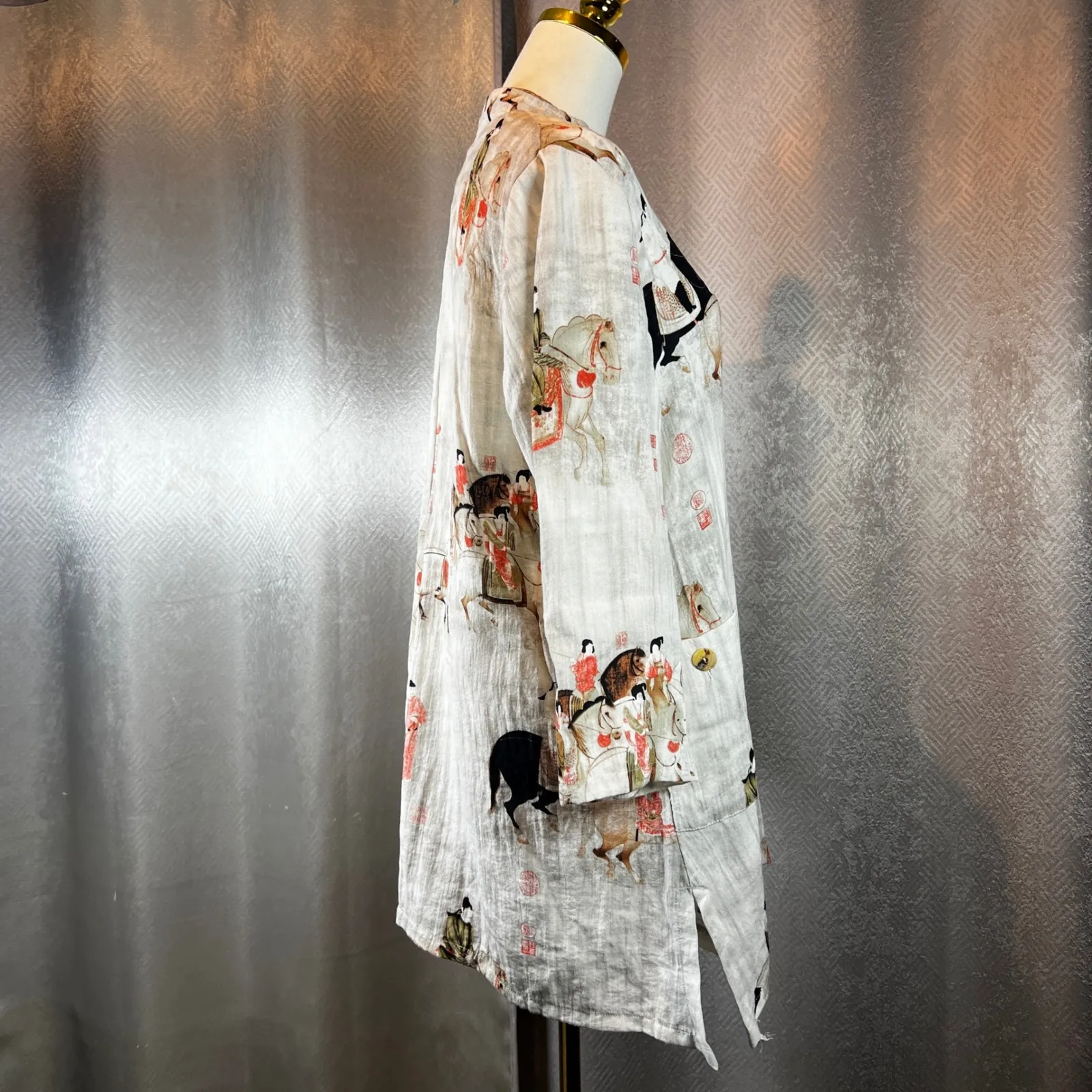 Soft Surroundings XL Tunic Top Asian Horses Print Button Front 3/4 Sleeve - Image 5