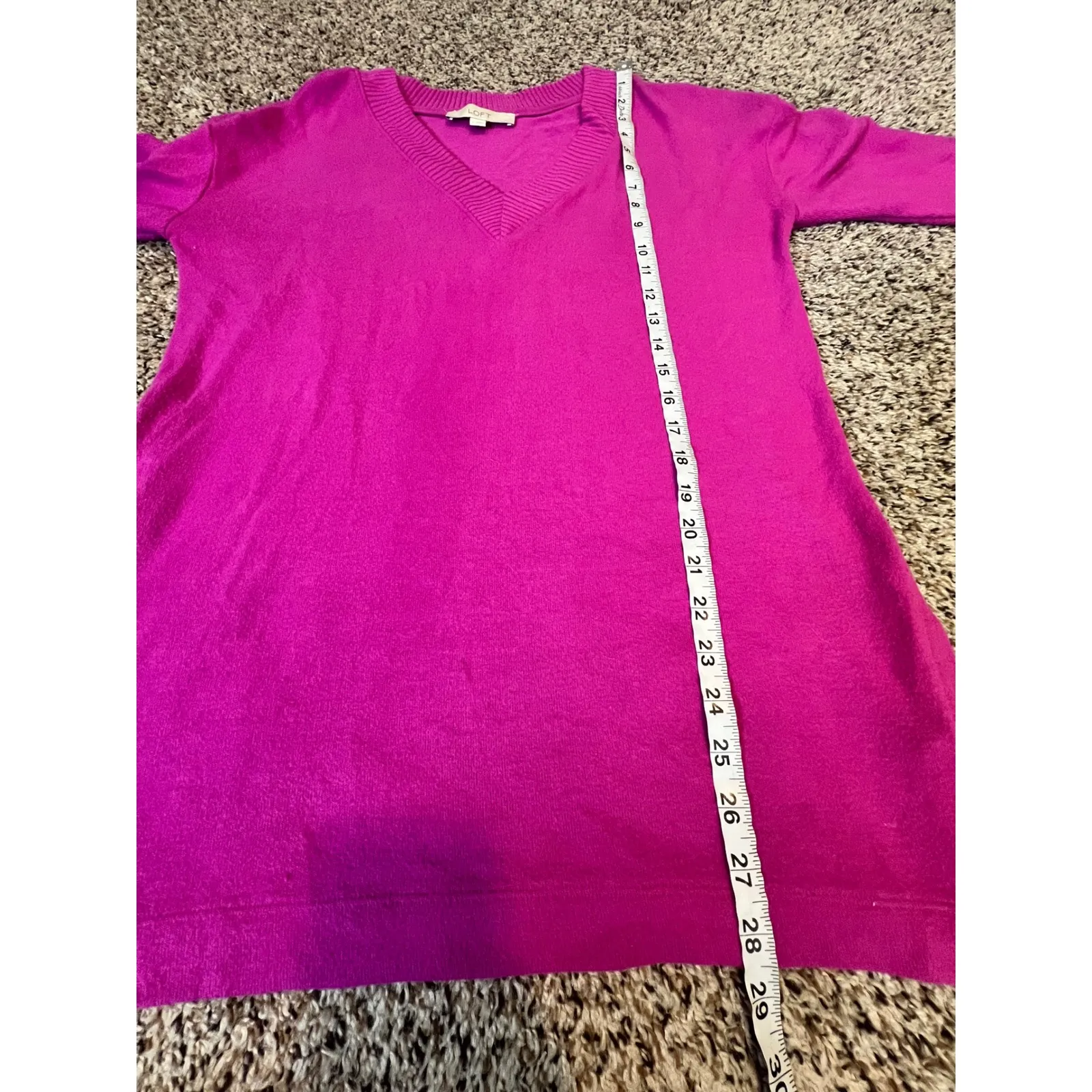 LOFT Magenta Pink V Neck Long Sleeve Sweater Top Women's Size Small - Image 5