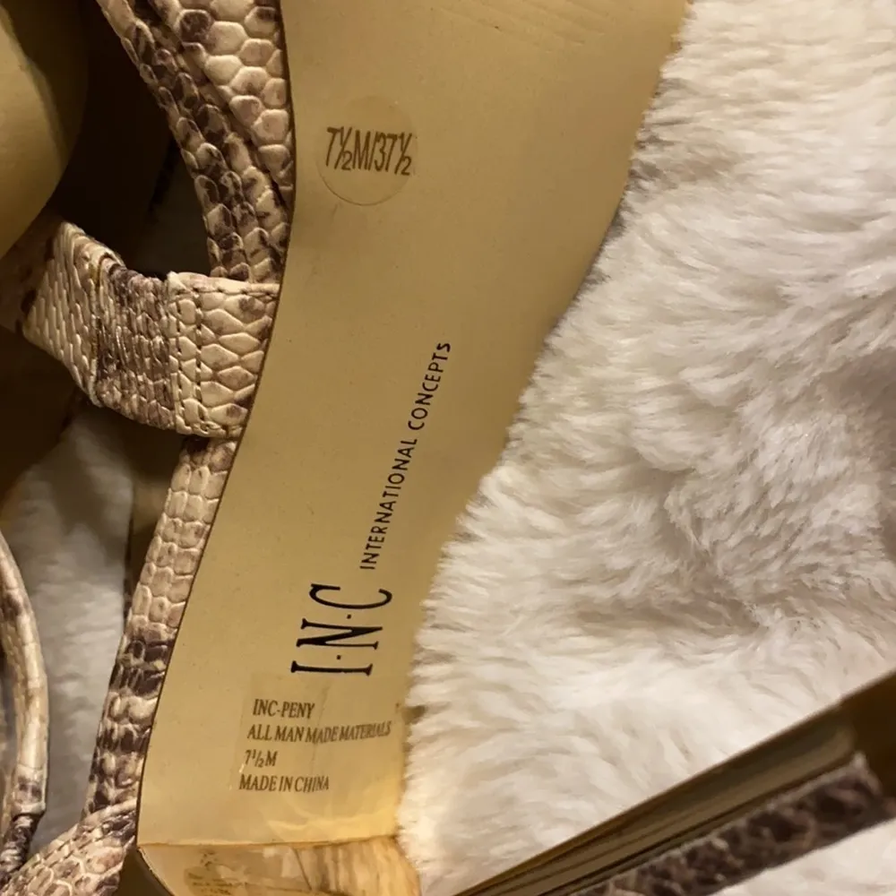 INC  heels - Image 4