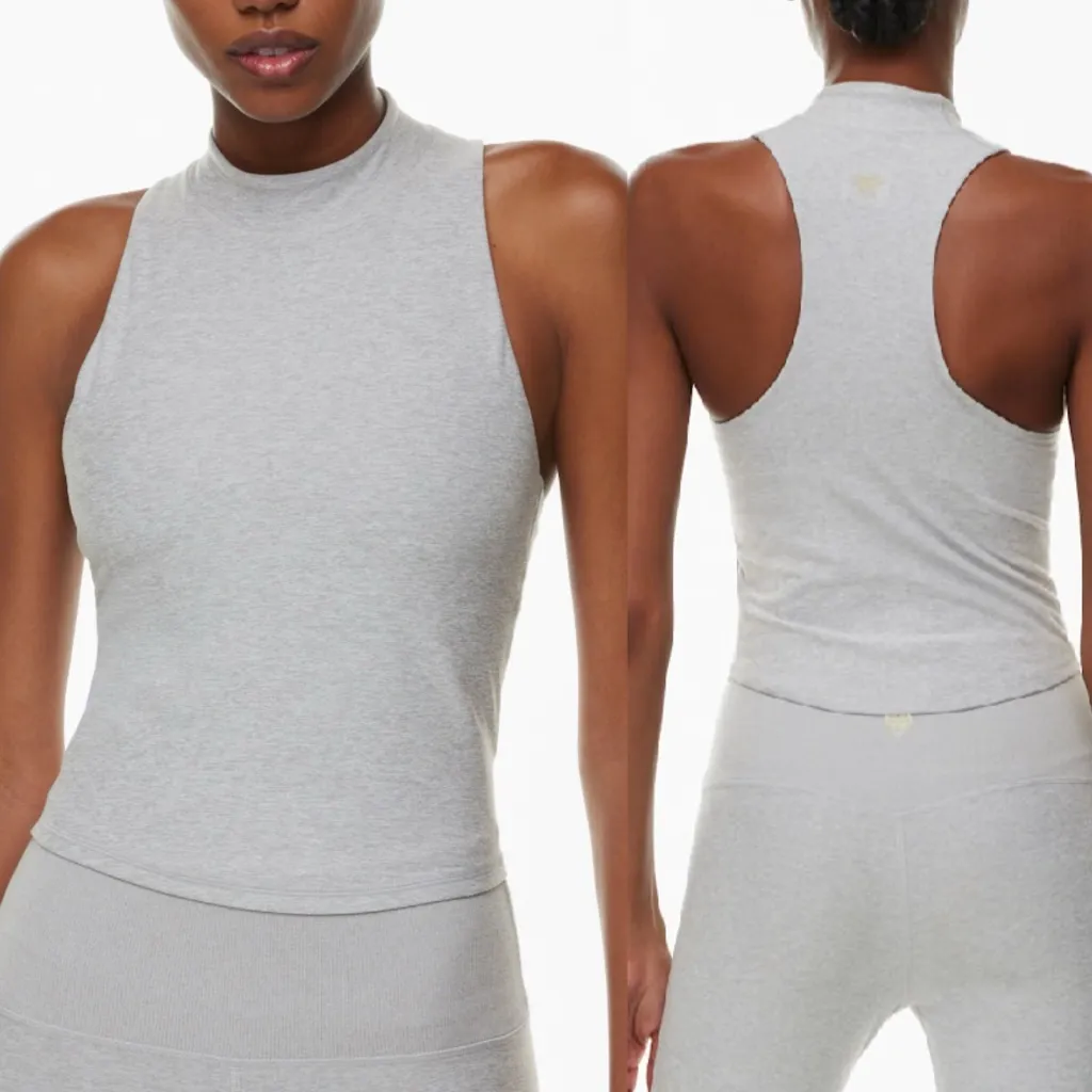 Aritzia Golden SoftWhip Condition Sports Tank Light-support mockneck‎ Built-In M - Image 2
