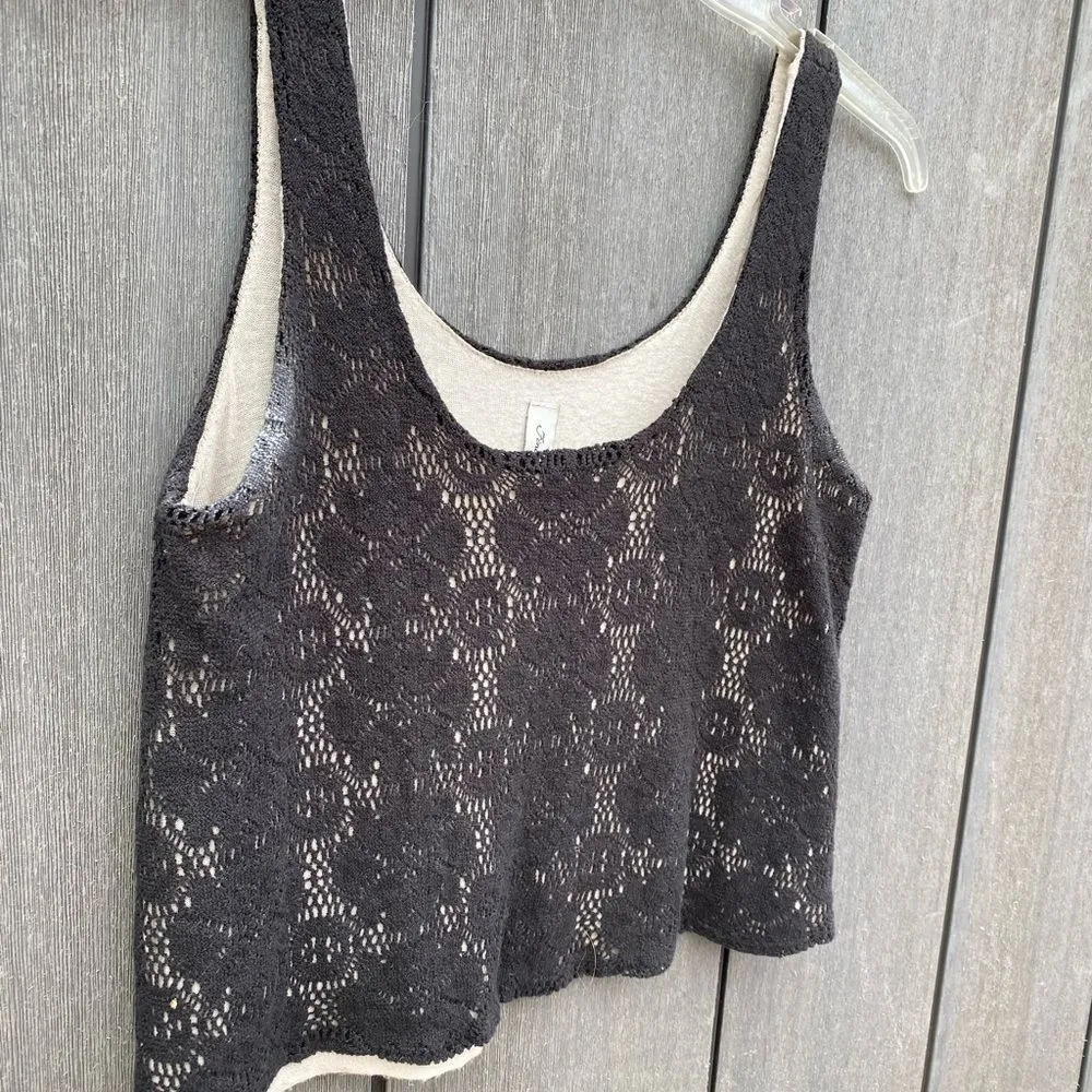 Final Touch Cropped‎ Tank Top - Image 3