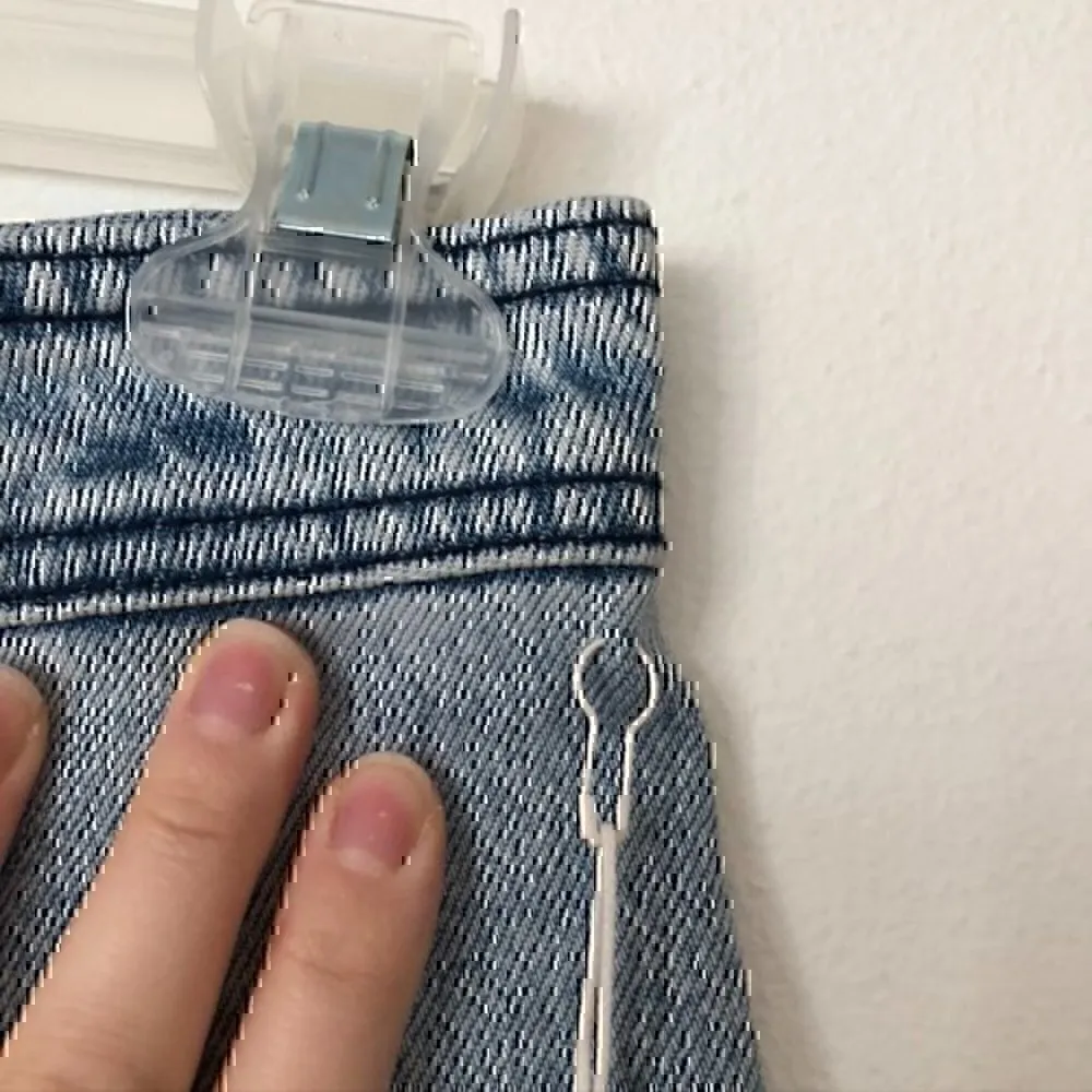 NEW NWT EVERY DILLARD'S High Rise Button Fly Cuffed Denim Shorts Light Wash 6 Blue - Image 6