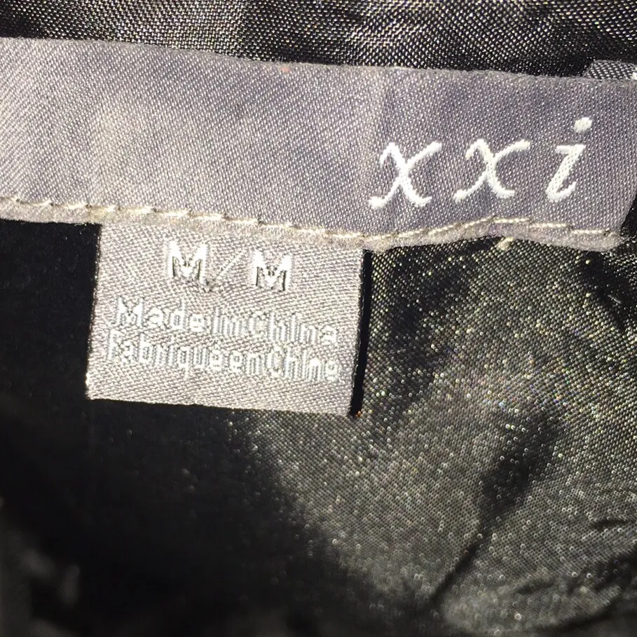 Size Medium cute dress - Image 3