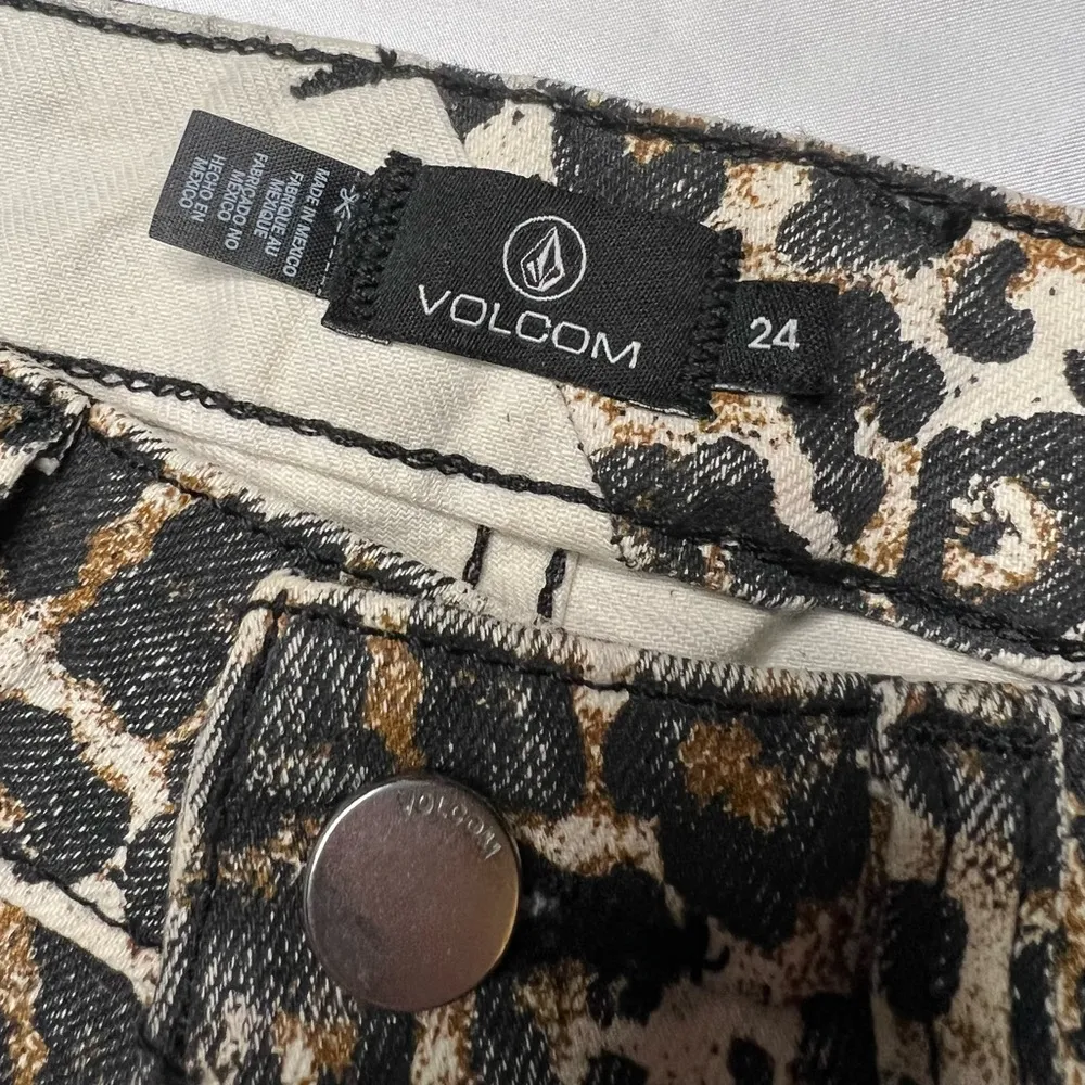 Volcom  Super Stoned Skinny Jeans Cheetah Print - Image 6