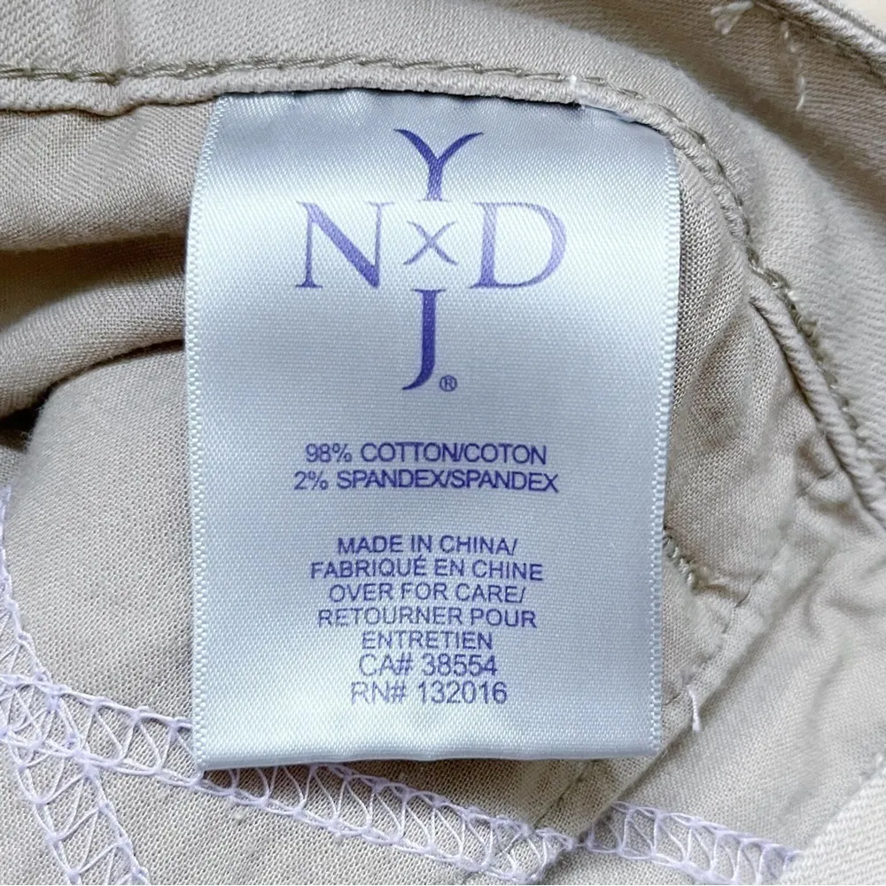 NYDJ‎ Mid-Rise Crop Jeans Pants in Cream, Size 2 (28x20) - Image 9