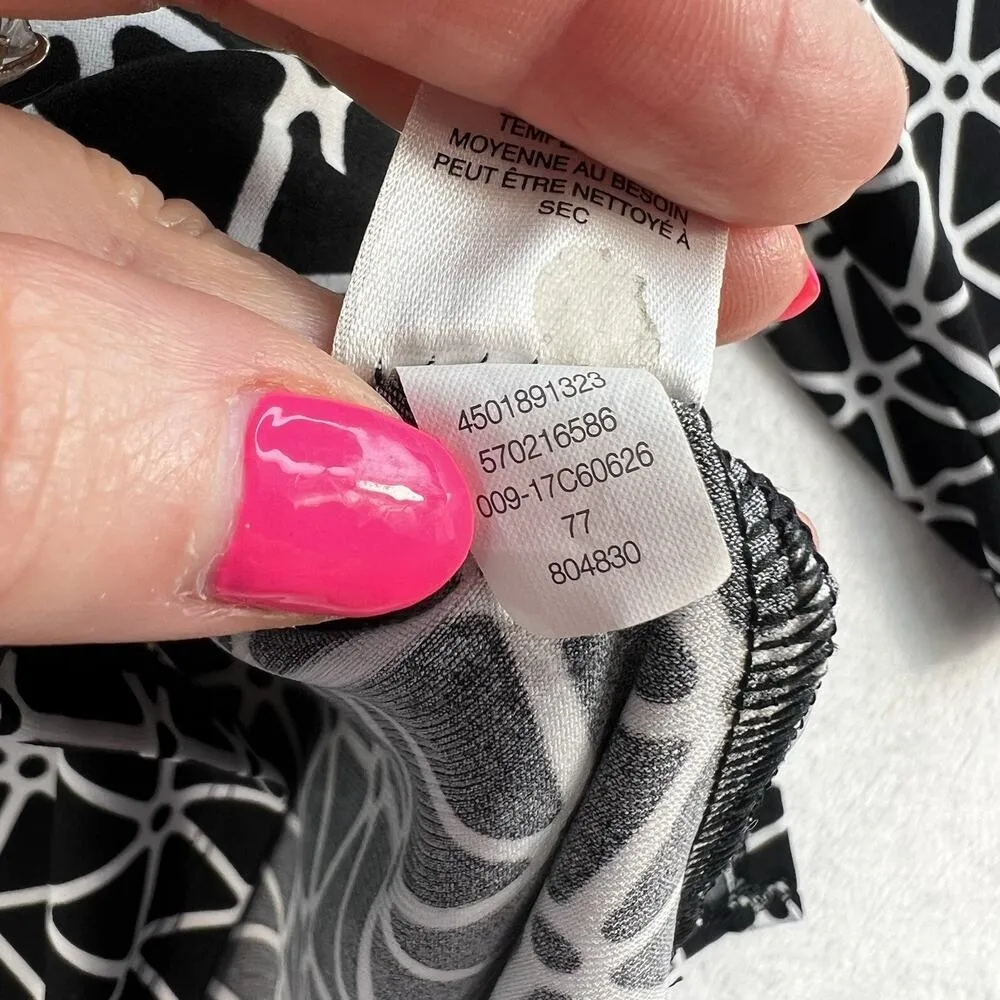 Chico’s 2 US L 14 Tunic Top Black Geometric Print V-Neck 3/4 Sleeve Slinky Shirt - Image 8