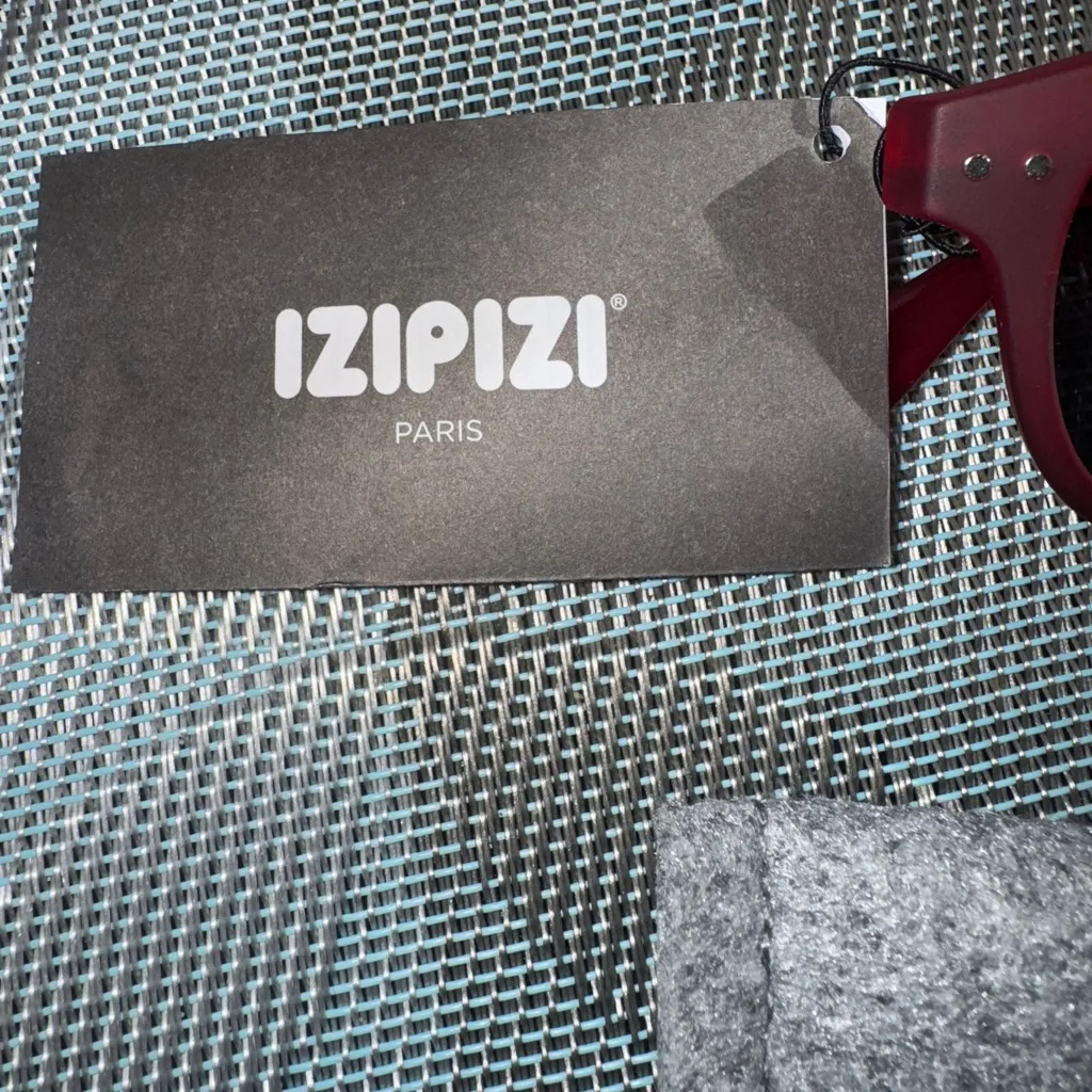 Red Women's Glasses - Image 8