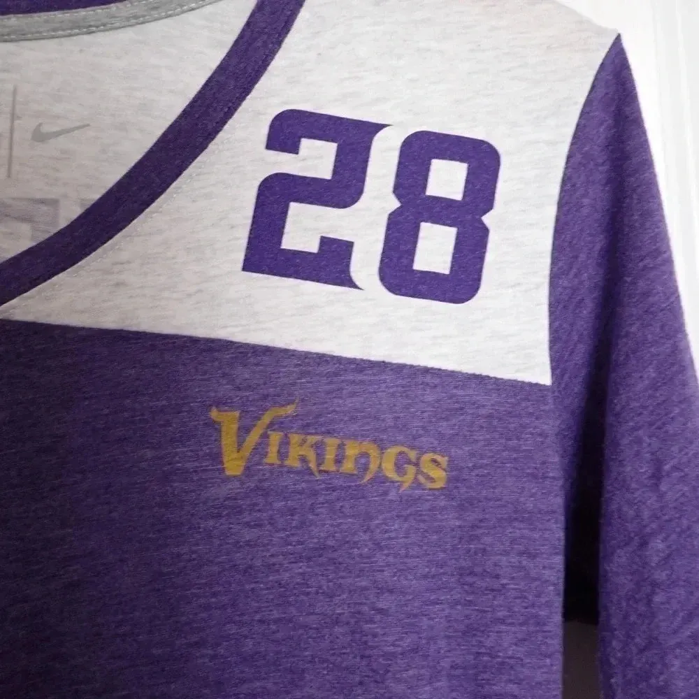 Nike NFL Minnesota Vikings #28 Adrian Peterson Purple Jersey Style Tee size M - Image 2