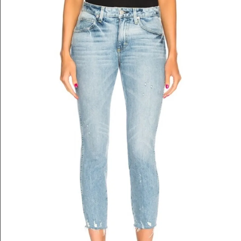 Amo Stix Crop mid rise slim fit distressed jeans in Check us later wash size 24 - Image 27