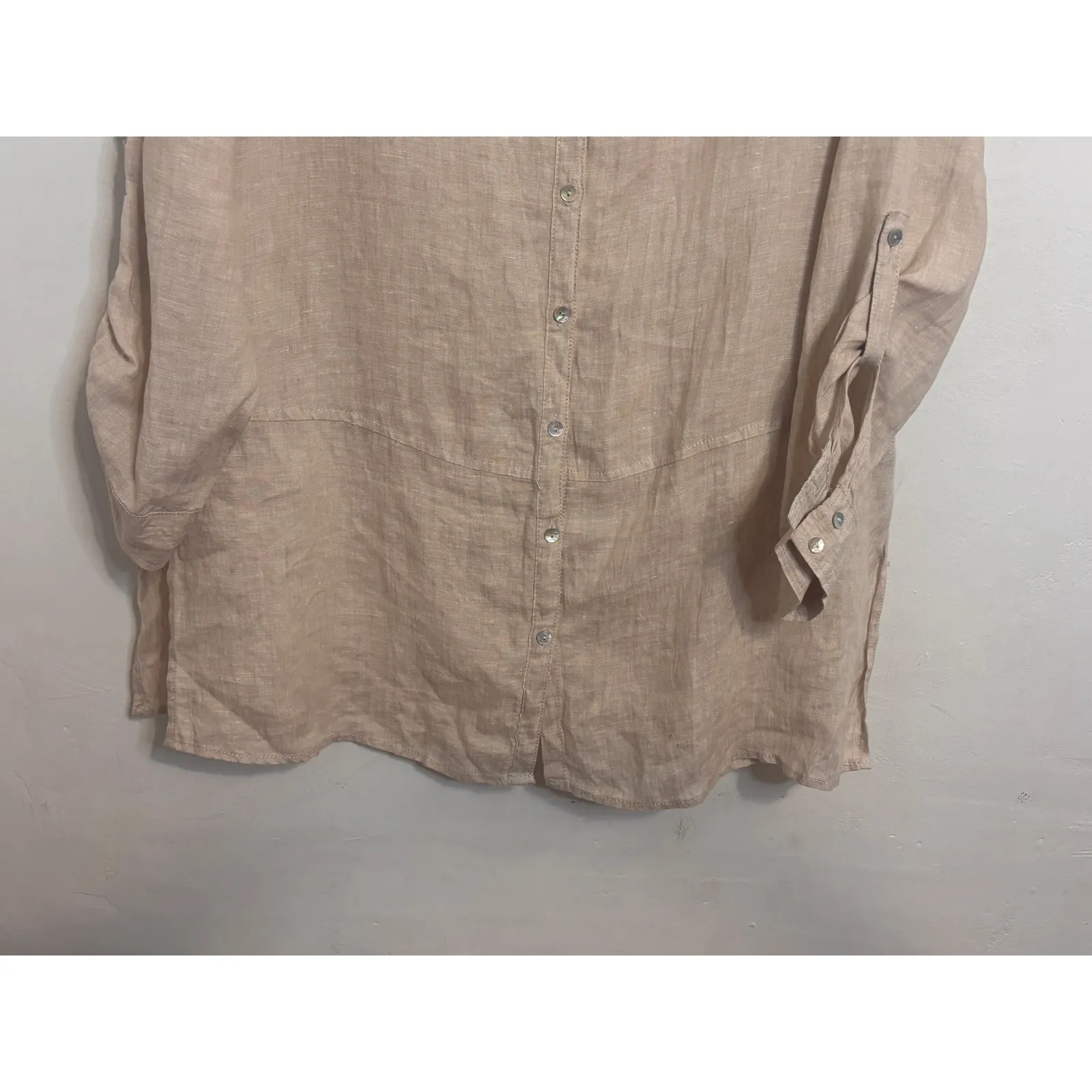 TAHARI 100% Linen Tunic Top Blouse Medium Neutral Sustainable Tab Sleeve Capsule - Image 3