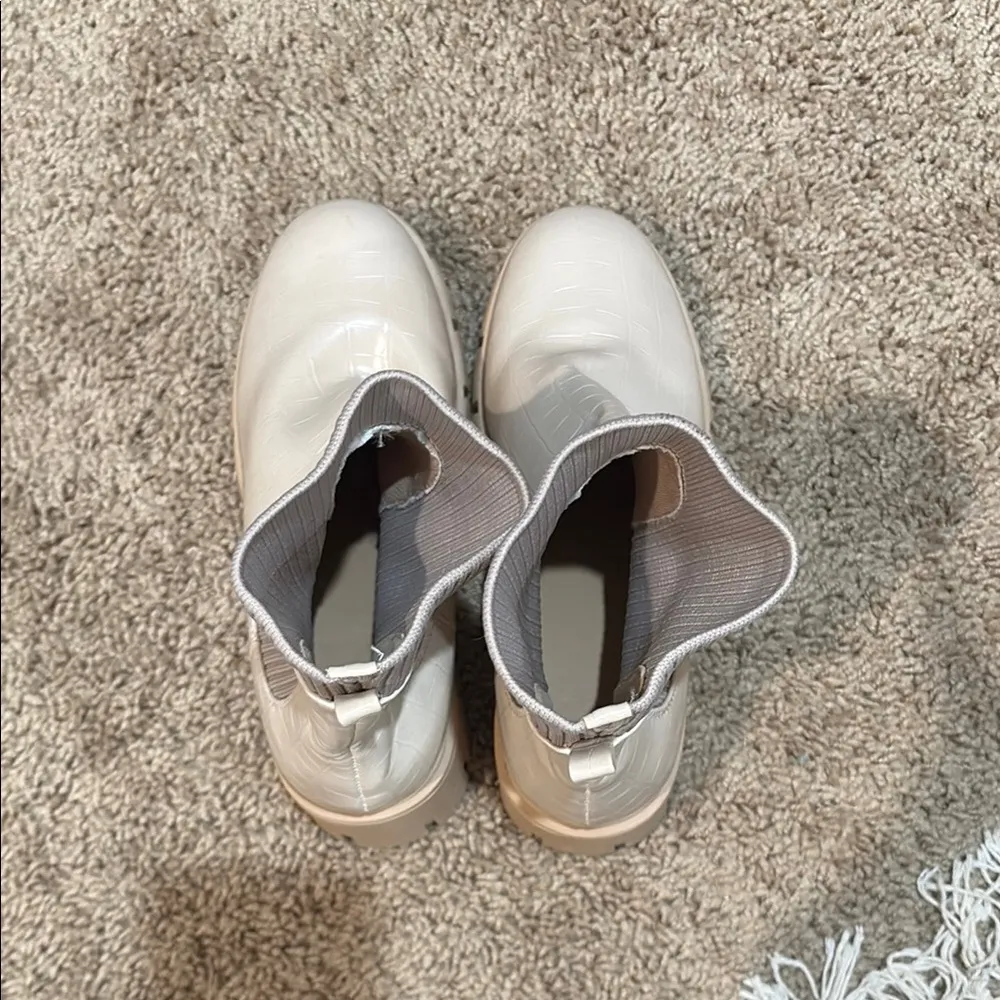 Zby cream Chunky Ankle Boots with Knit Upper White Size 7.5 - Image 10