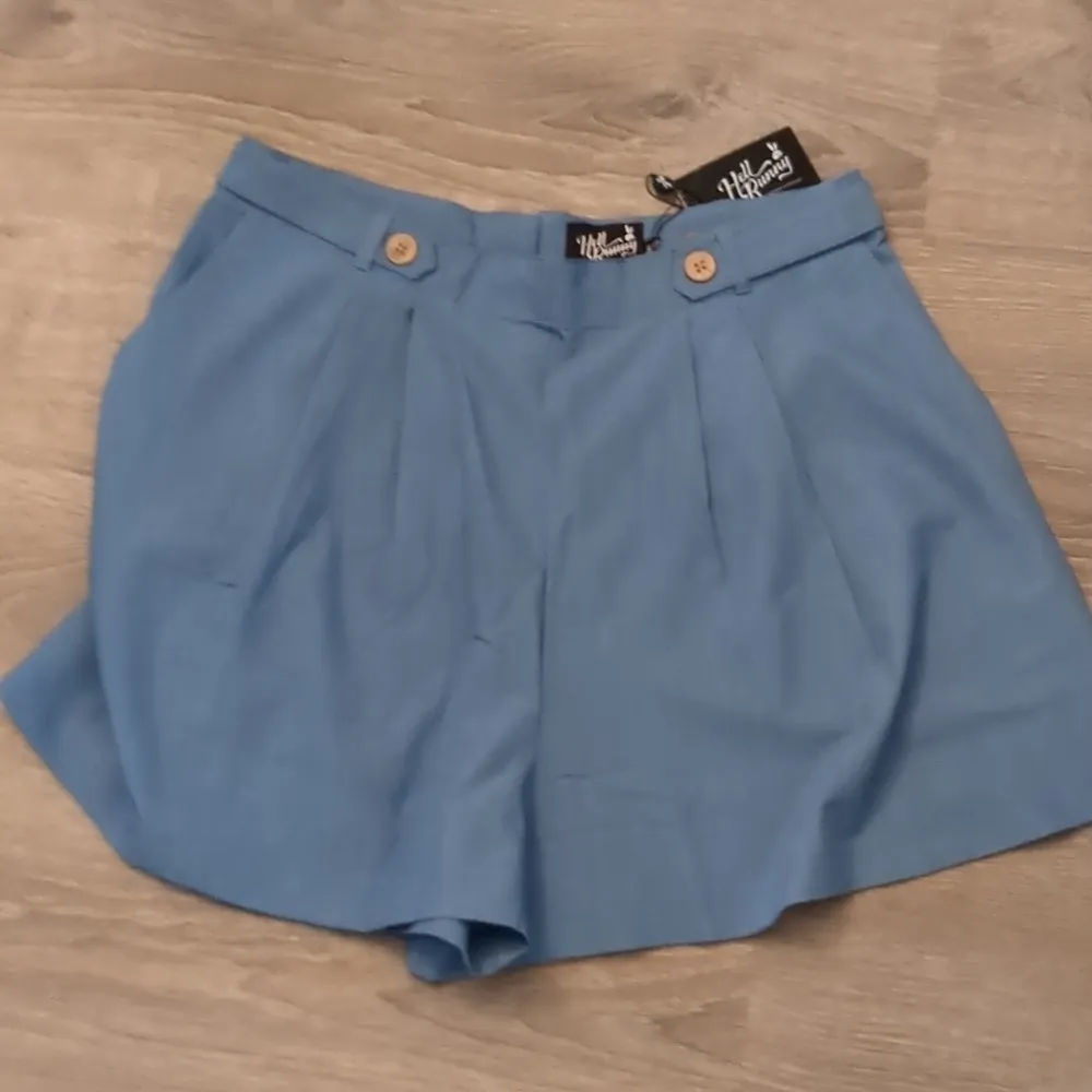 Hell bunny Utah pin up retro shorts size XL - Image 2