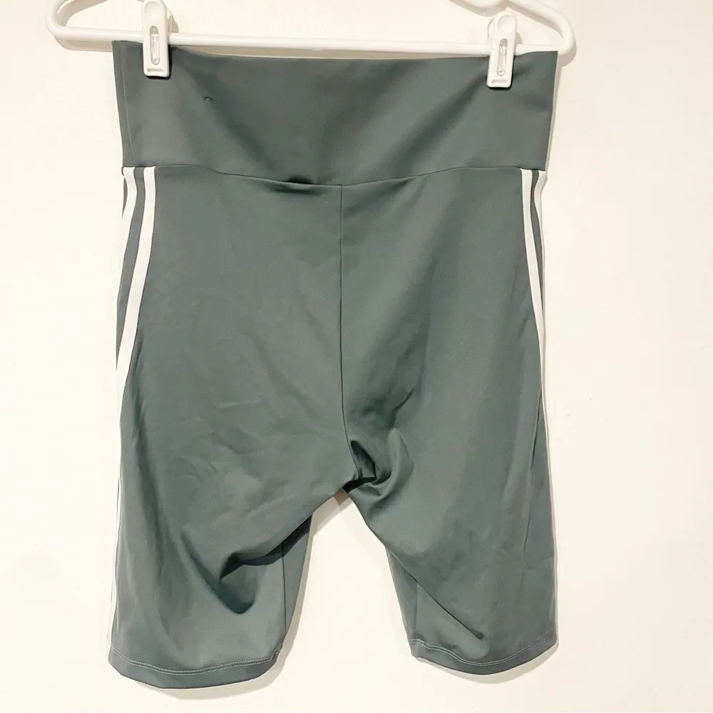 Adidas Size Medium Blue Adicolor Biker Shorts Stripes Athletic - Image 5