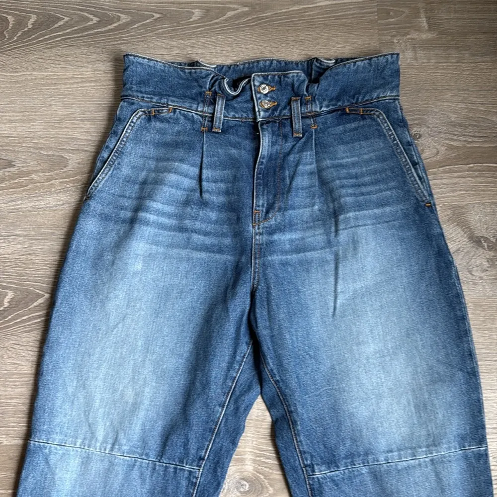 Veronica Beard Addie Paperbag Waist Tapered Jeans 30 - Image 5