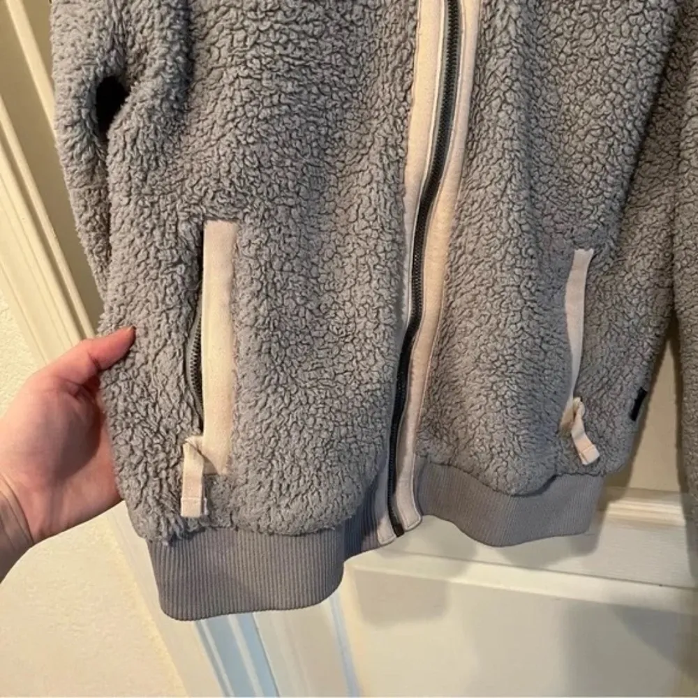 PATAGONIA Los Gatos Bomber Jacket - Image 4